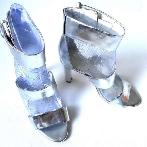 Calvin Klein Silver Metallic Asa Sandal, Sz 7 1/2 - Picture 9 of 12